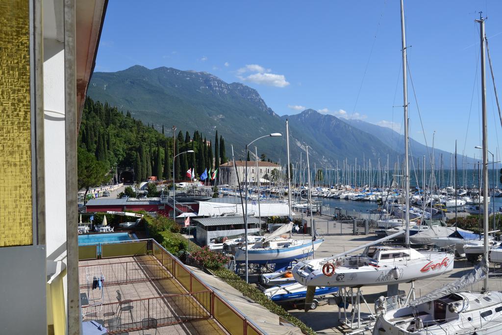 Residence Ambra Riva del Garda Extérieur photo